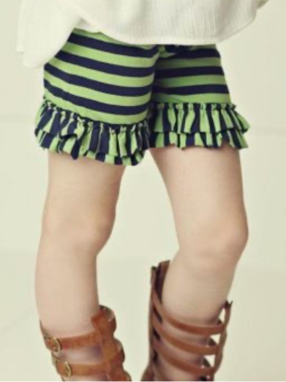 Matilda Jane Rivers and Streams Shorties girls size 4